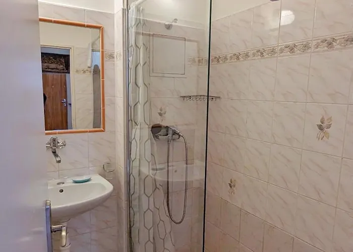 Kamil Apartments, Delux A, 65m2 * 卡罗维发利